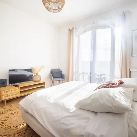 Madeleine Apartman *